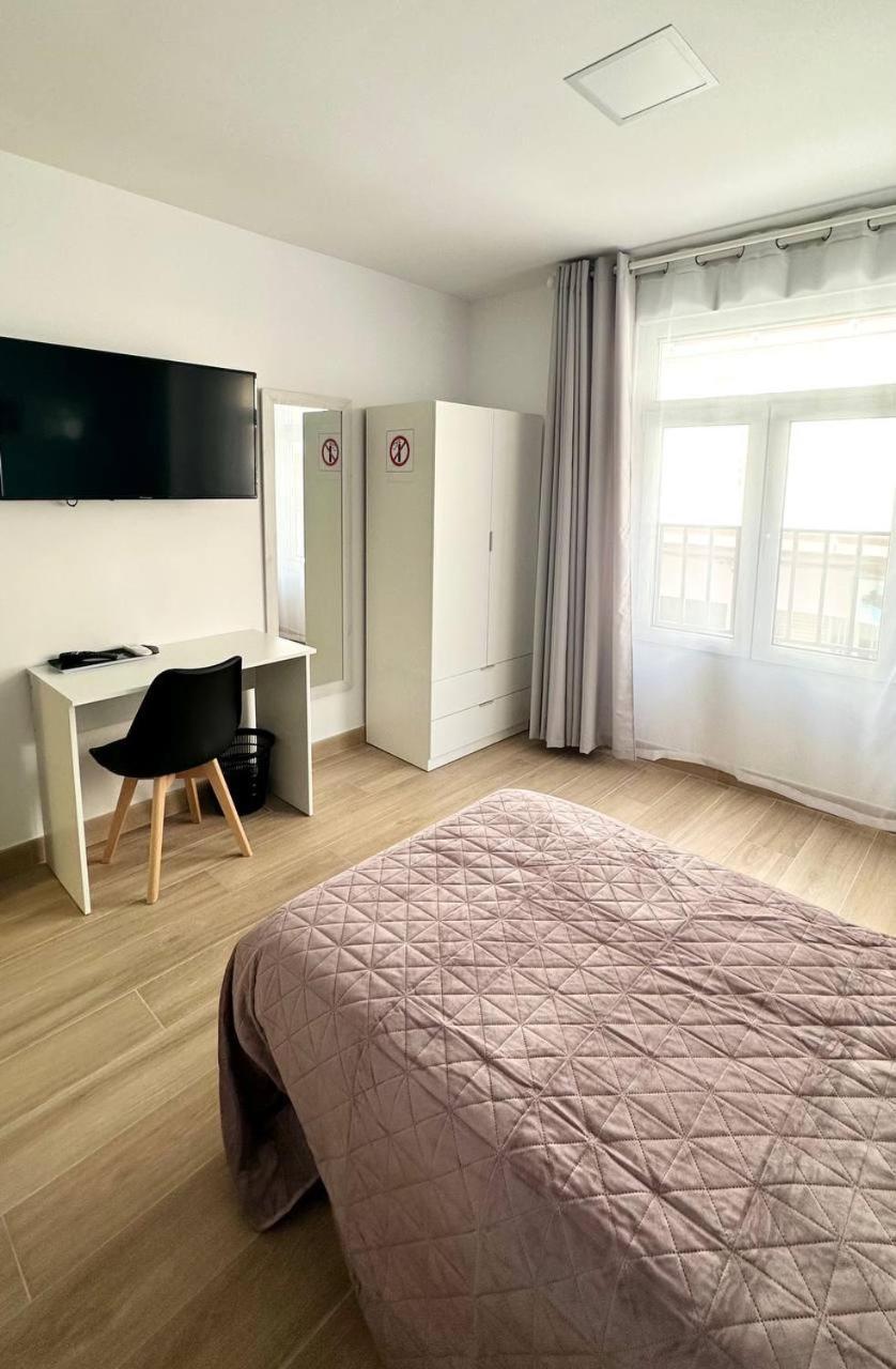 Pension Alicante Bergez Exterior photo